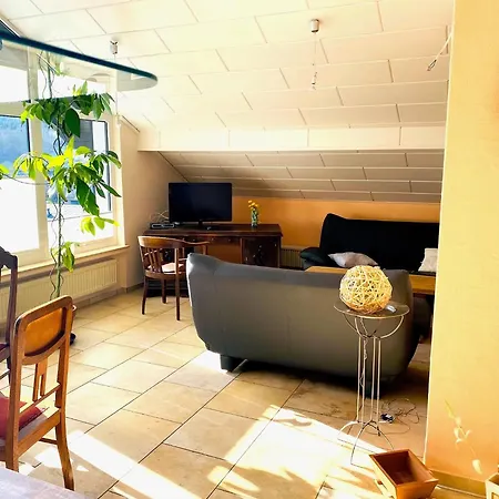 Daire Romantic Garden Stay, Cleaning Included Junkerath