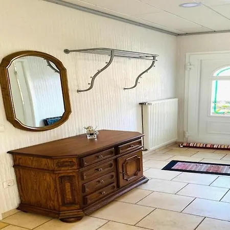 Romantic Garden Stay, Cleaning Included Junkerath