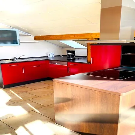 Daire Romantic Garden Stay, Cleaning Included Junkerath